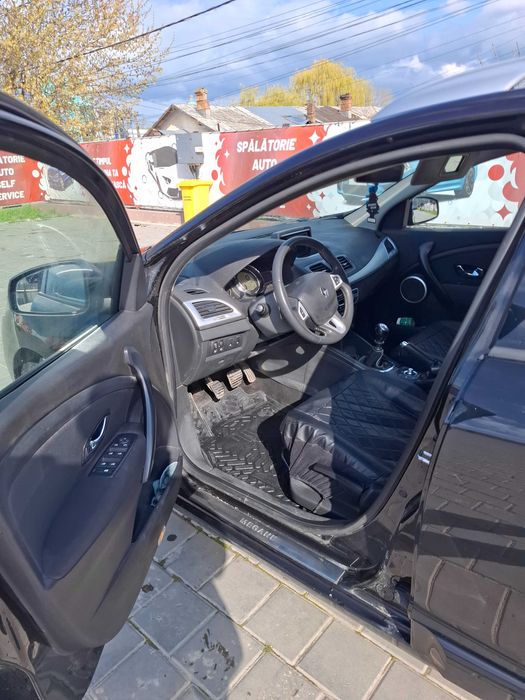 Renault megane 3 1.6 dci 130 cp