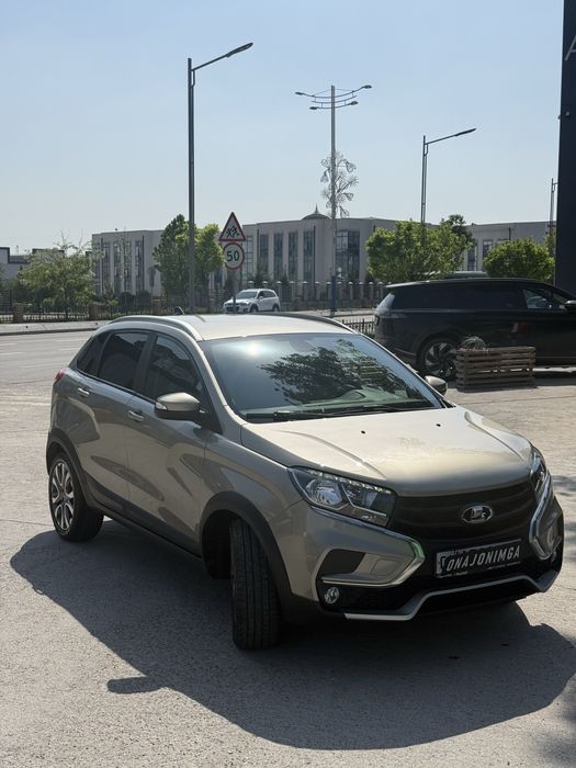 Lada X-Ray 2021 — 2