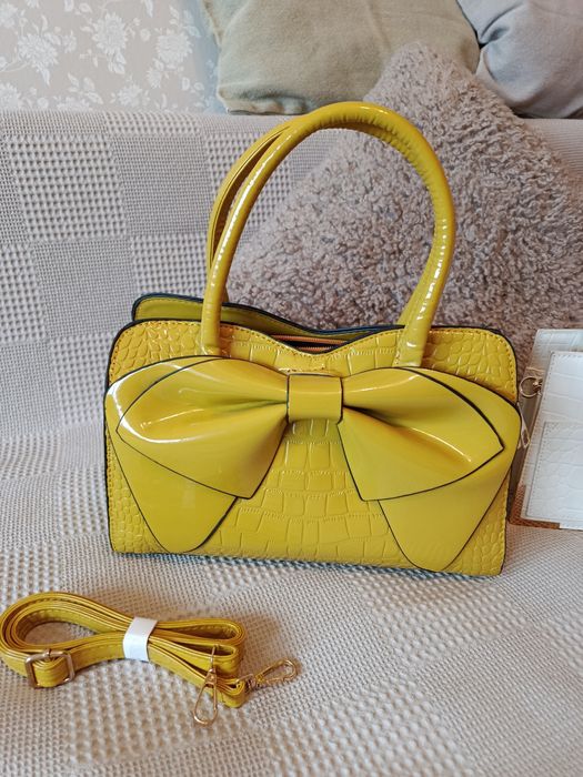 Сумка женская лаковая