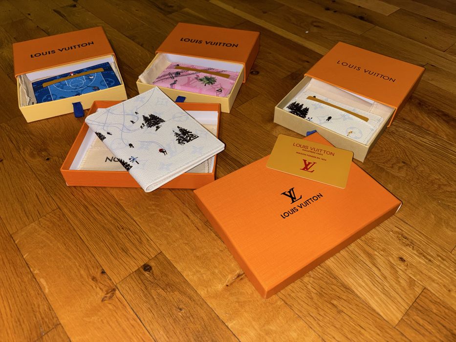 Card / Passport Holder LV