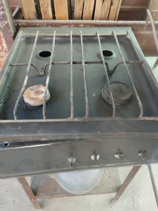 Продаётся газовые плиты.