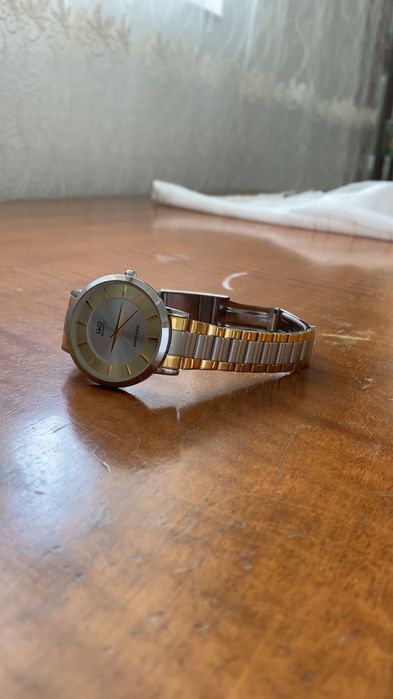 Ceas QUARTZ,water rezist