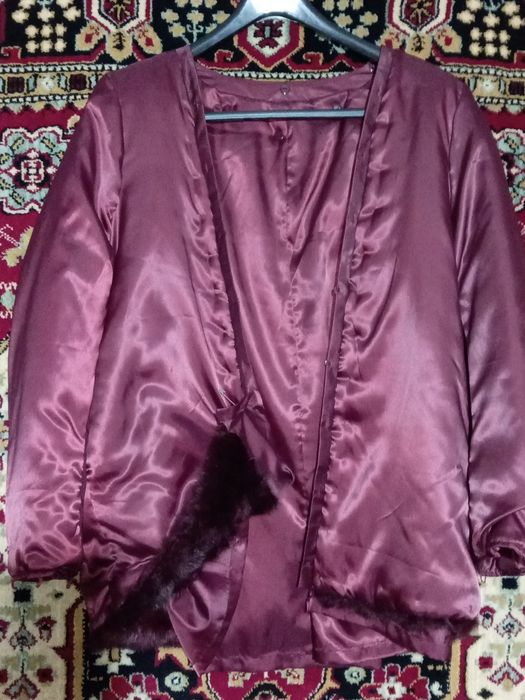 Продаётся женская куртка