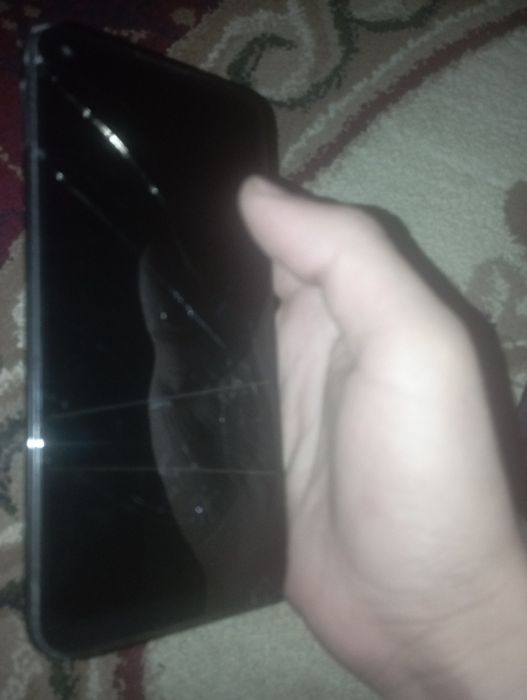 Samsug A11 oynas sngan senat yaxsh ishlid