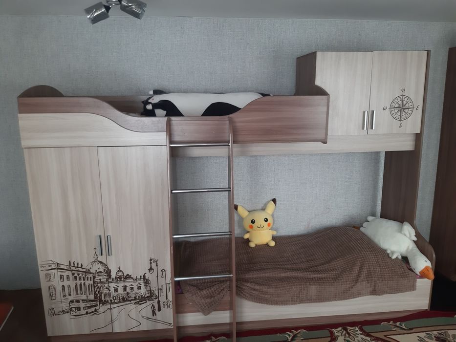Продам  срочно детский кровать