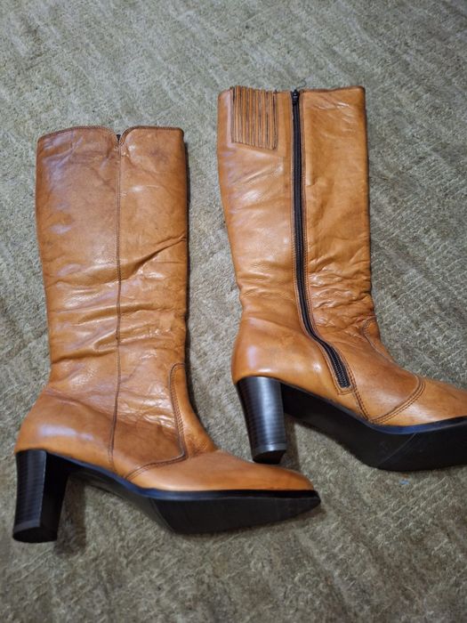 Cizme din piele naturala