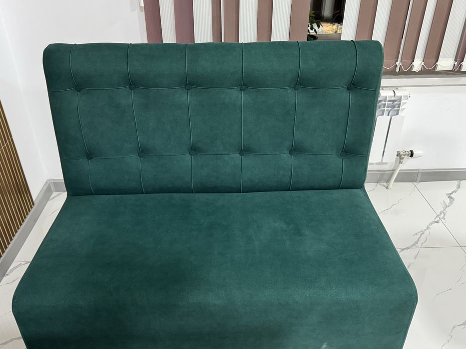 Продам стол, диван, стулья,торг уместен