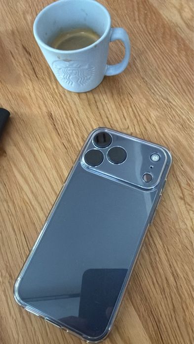 Iphone 17 pro max 2TB