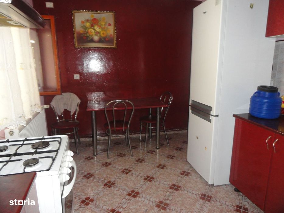 Casa solida din caramida 5 camere, teren 1278 mp Micalaca strada larga