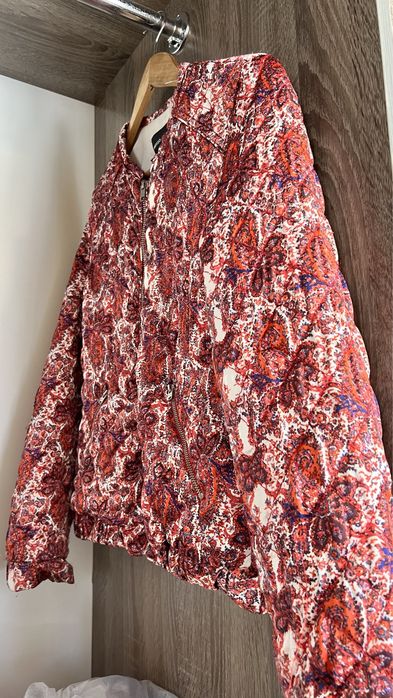 Продам курточку