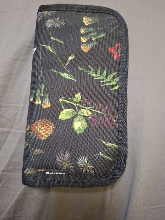 Портфейл Dakine Luna