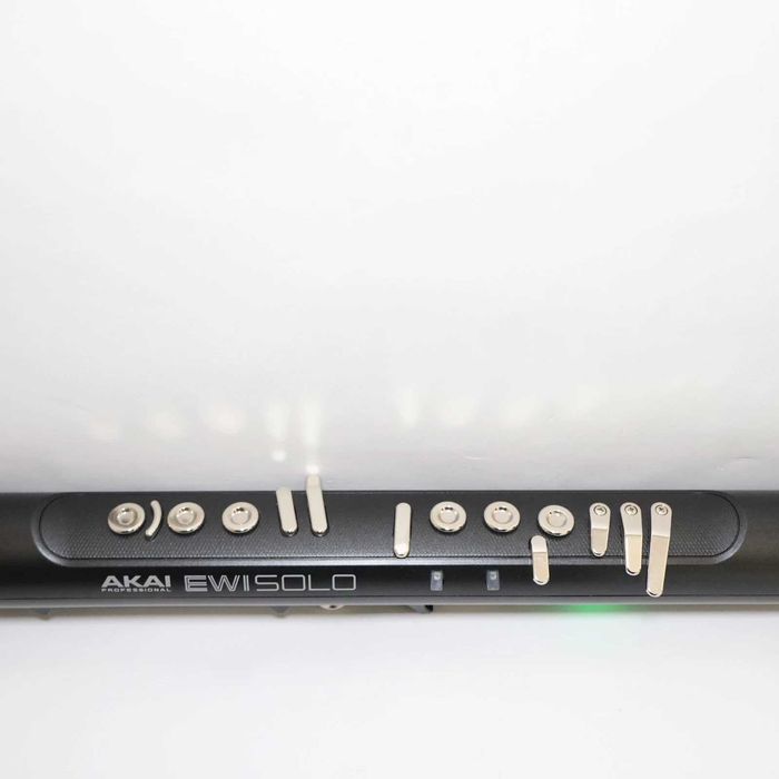 Akai EWI Solo - Saxofon electric ( cu mufa de casti )