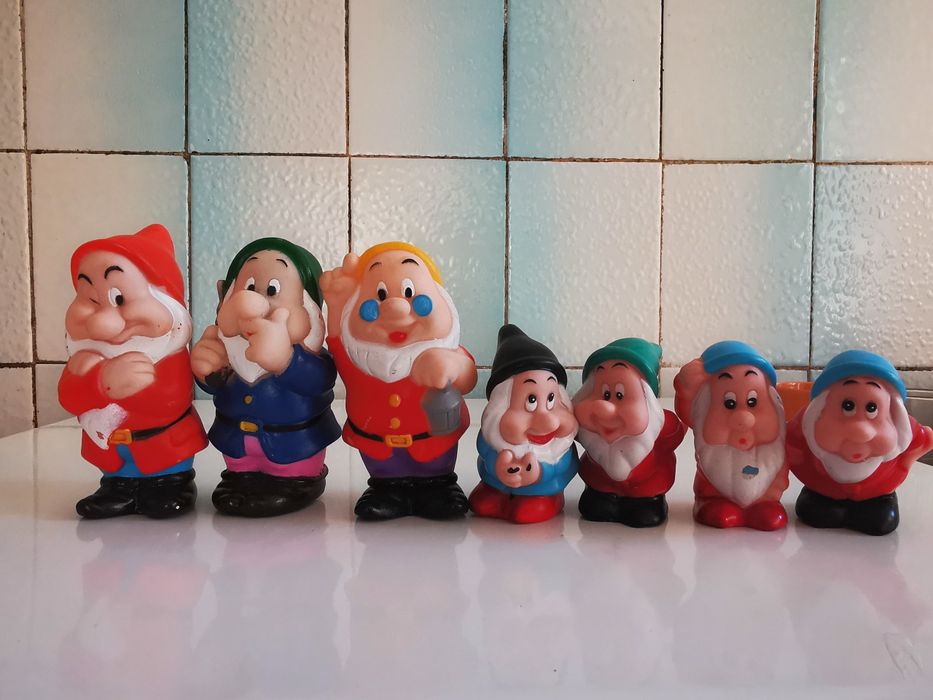 Cei 7 pitici / Jucari de cauciuc cei sapte pitici