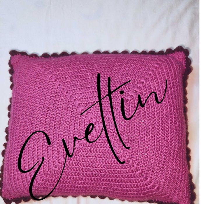 Perne decorative handmade, cusute manual, unicat