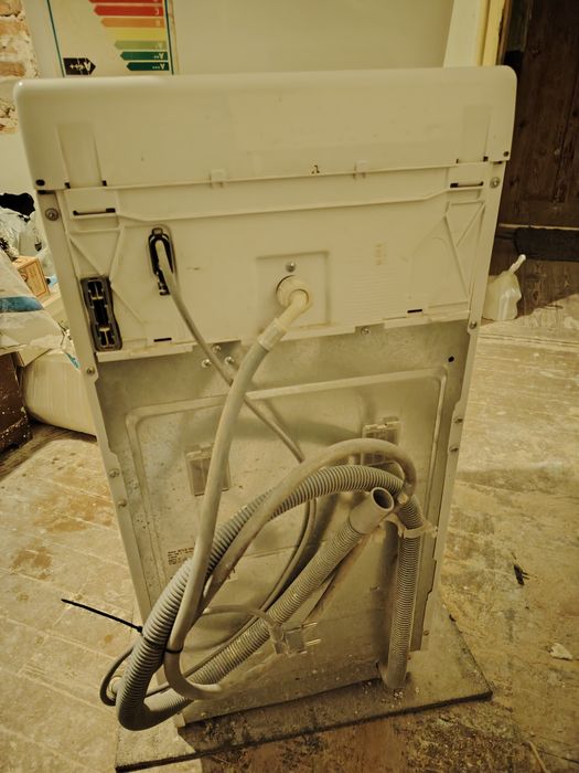 Пералня Whirlpool горно зареждане