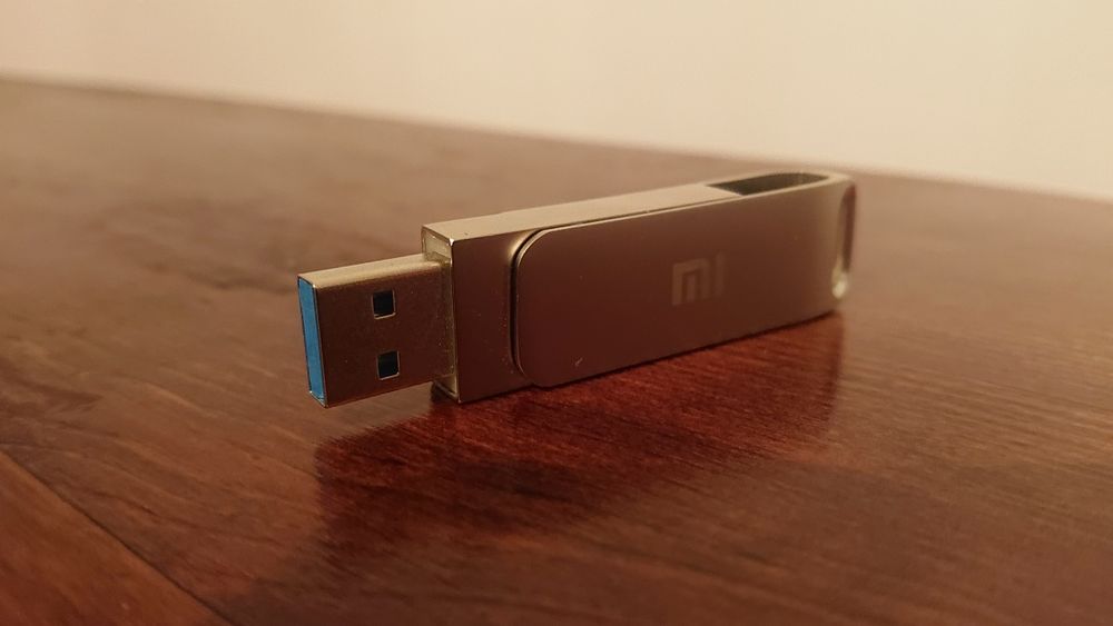 Флашка XIAOMI 4TB + Ключодържател