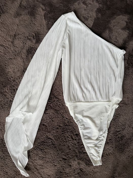 Body Bohoo- xs alb