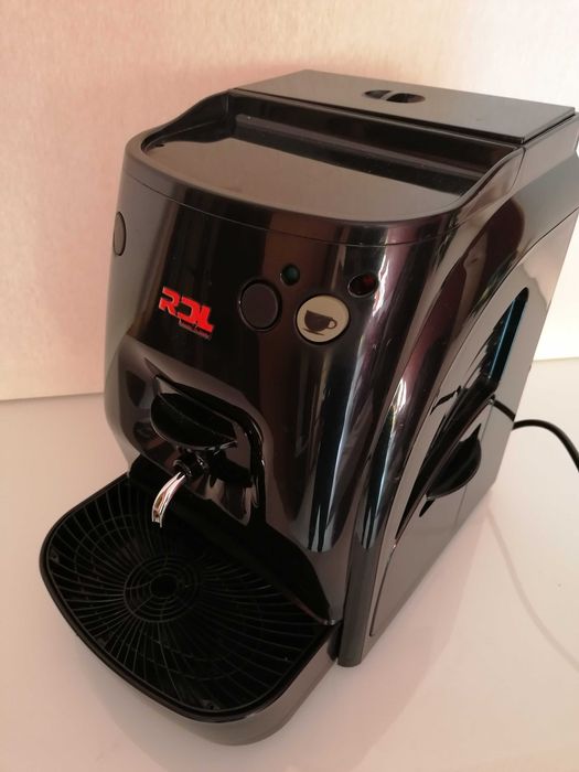 Кафе машина Италианска - КАПСУЛИ - LAVAZZA POINT