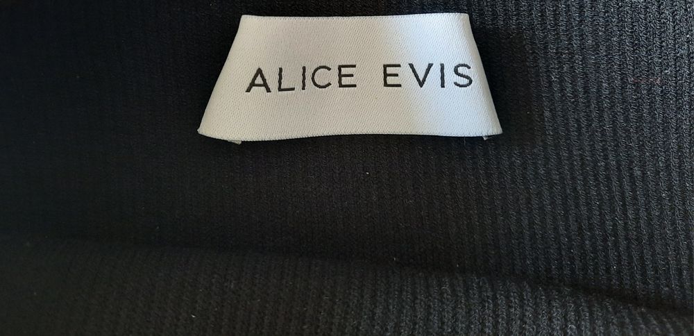Къса черна пола на Alice Evis