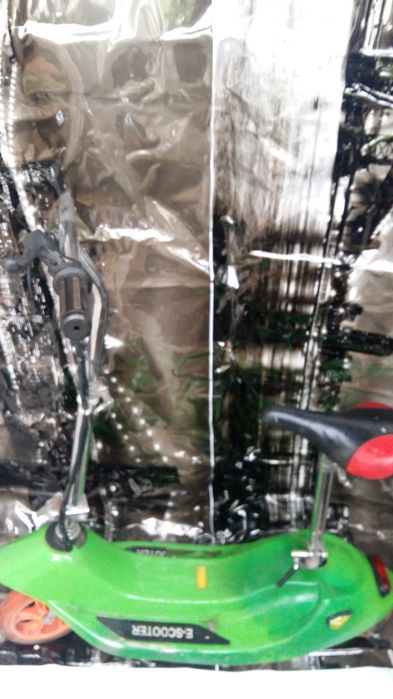 Электроскутер с сиденьем