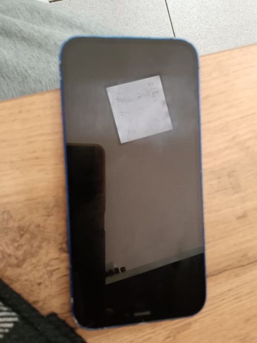 Iphone 12 mini в хорошем состоянии