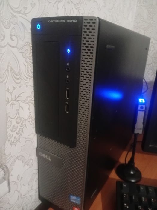 Продаётся компьютер Core i3. Рабочий