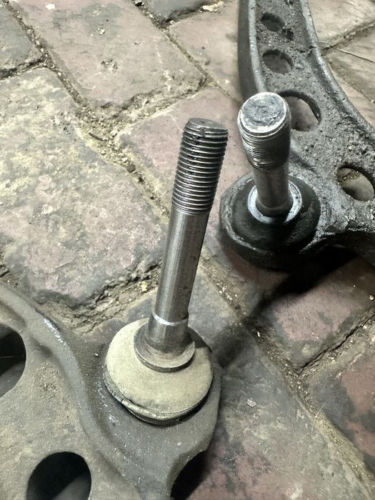 Передние рычаги BMW 3 E36