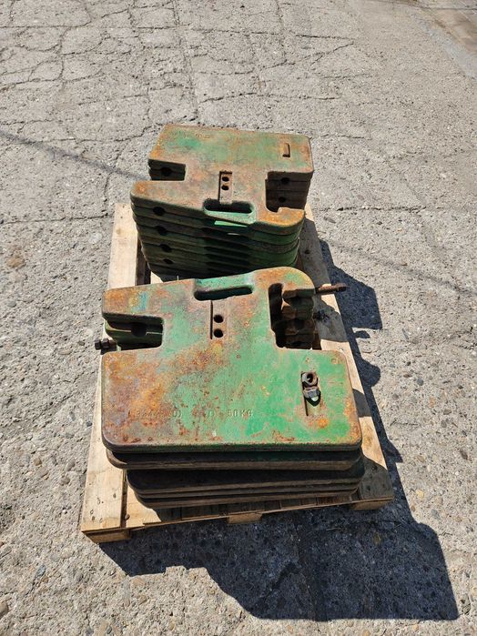 De vanzare contragreutati John Deere 50kg — poza 5
