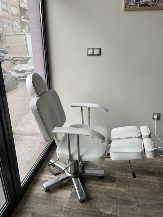 Стол за педикюр.