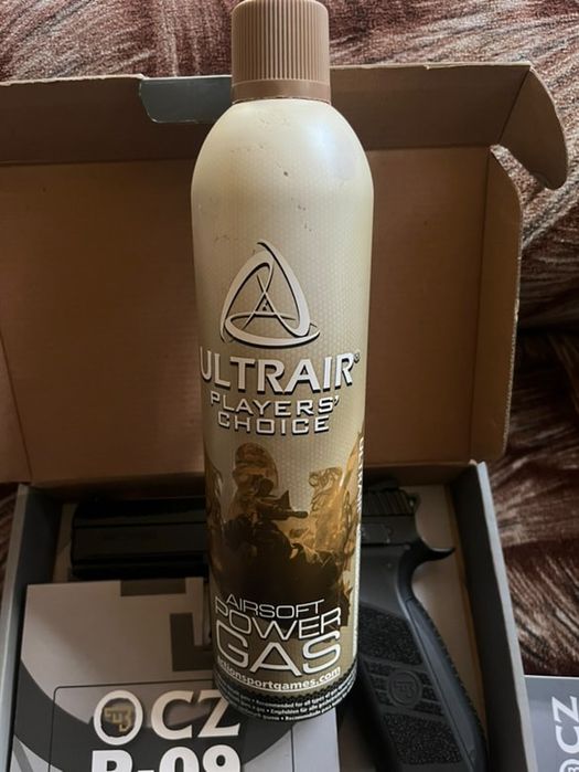 Еърсофт реплика CZ P-09