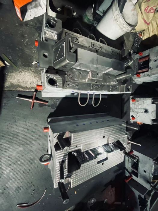 Хитой давлатидан ишлаб чикариш ускунаси, запчасть, колиплар  заказга