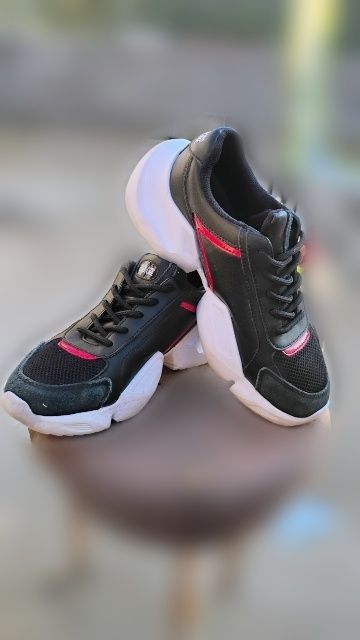 Дамски маратонки