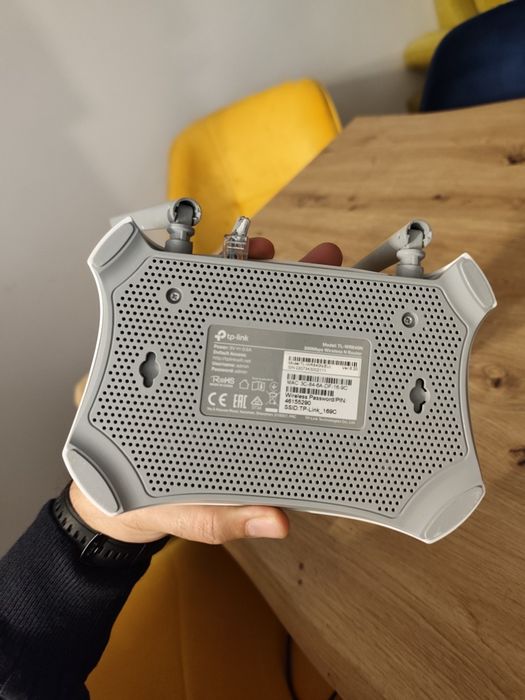 Рутер tp-link TL 300Mbps