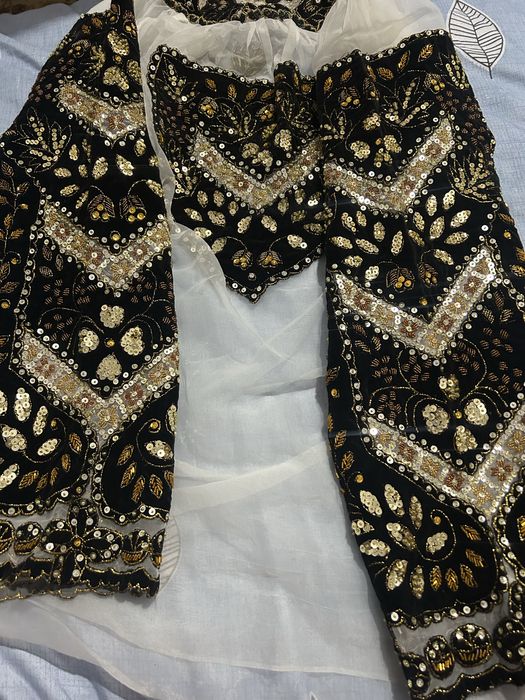 vand camasa traditionala