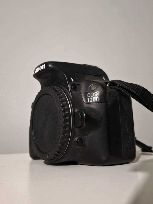 Canon EOS 100d + обектив 55mm