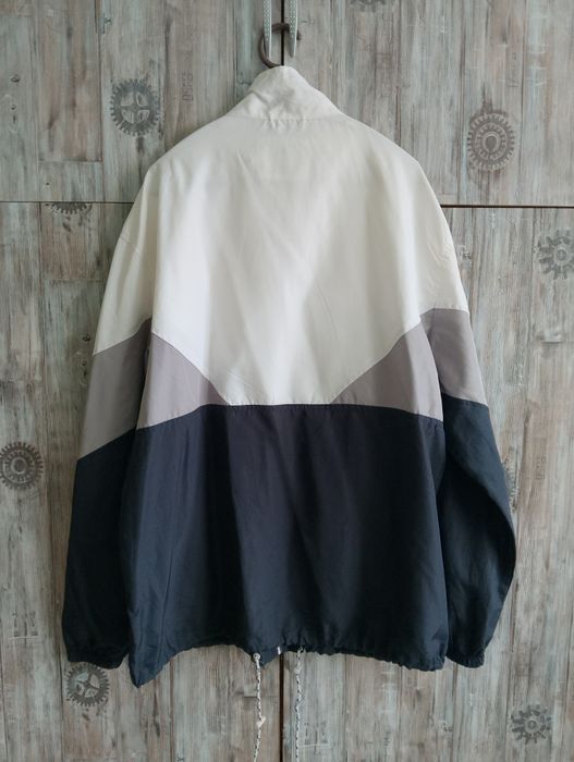 Мъжко пролетно яке Bershka