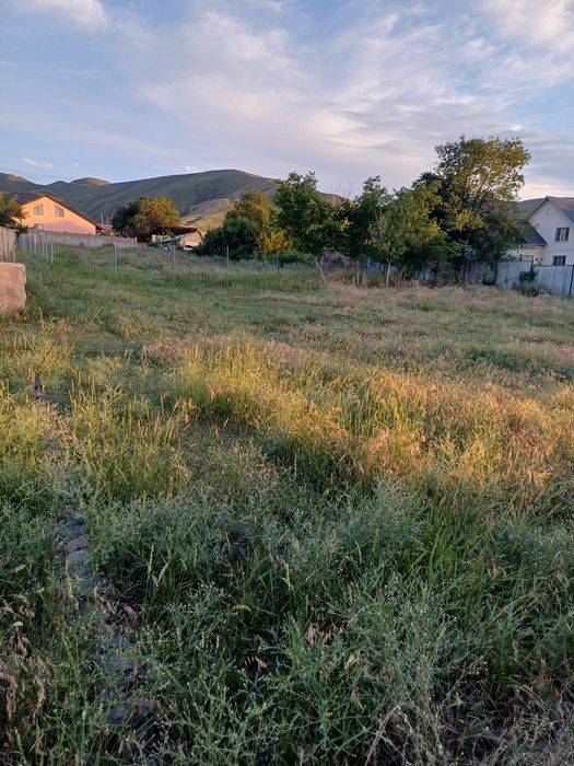 продам участки по  8соток ижс делимый