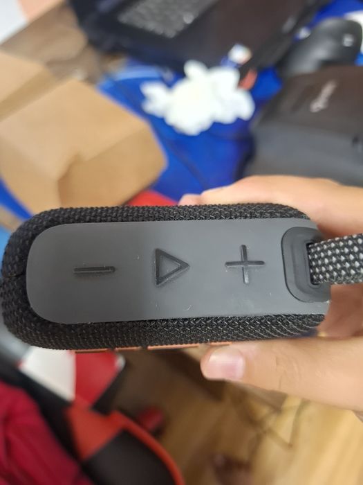 Se vand boxe jbl Go 4