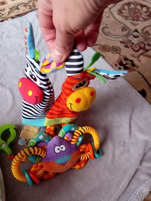Качественные игрушки погремушки