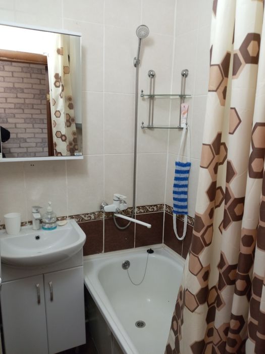 Сдам 2 комнатную квартиру