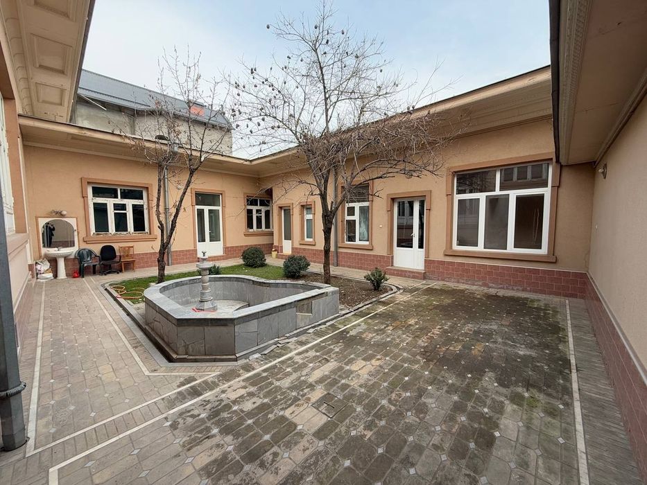 Shofayzi mahallada Hovli sotiladi