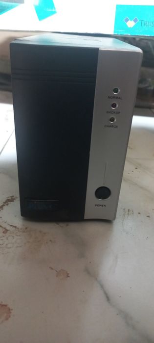 Источник питания