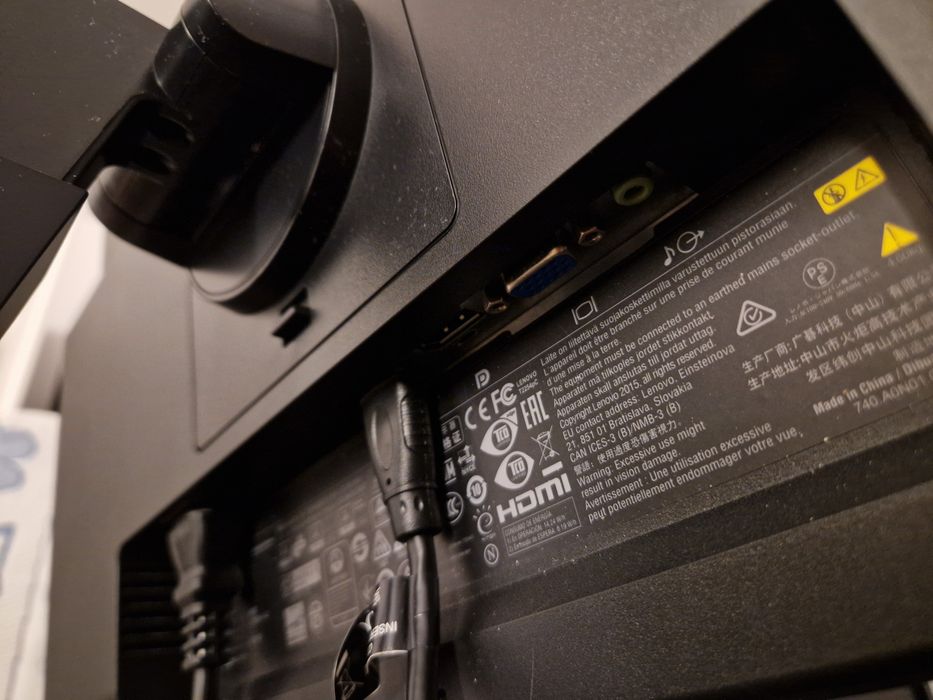 Monitor Lenovo ThinkVision T2254