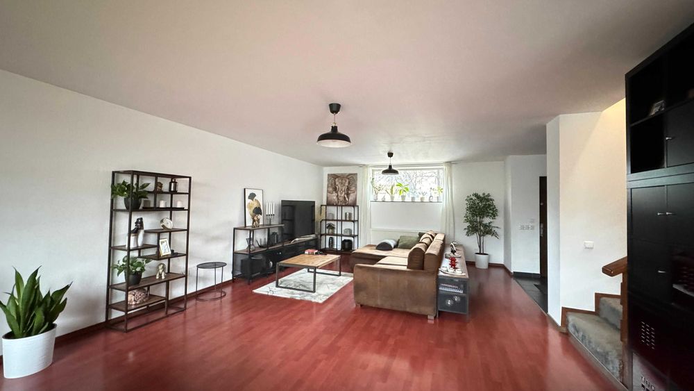 Proprietar vand vila Bucurestii Noi, 7 camere, P+M