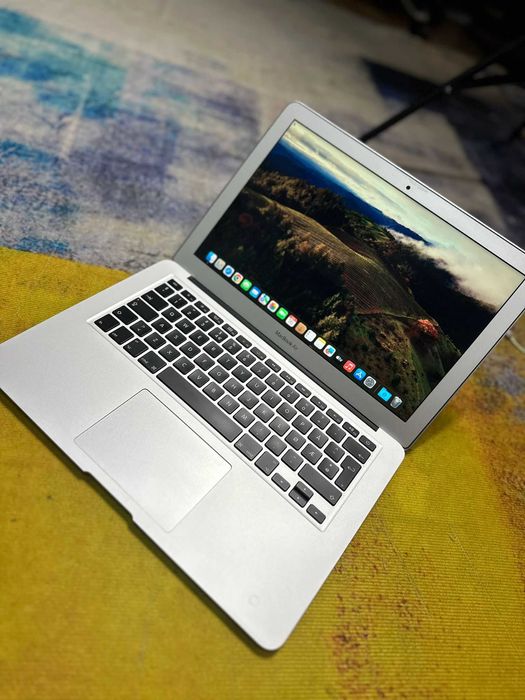 Laptop Apple Macbook Air 2014, impecabil, core i5, 4 gb, ssd 128