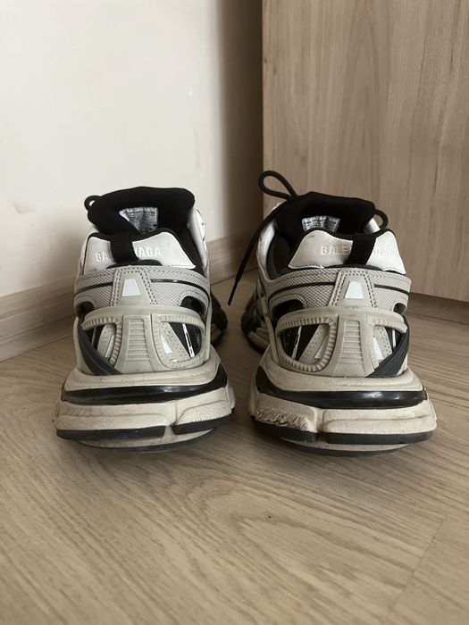 Balenciaga track 2