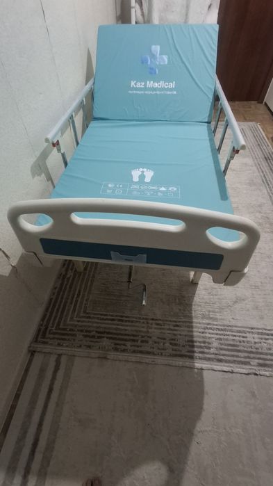 Медецинская кровать