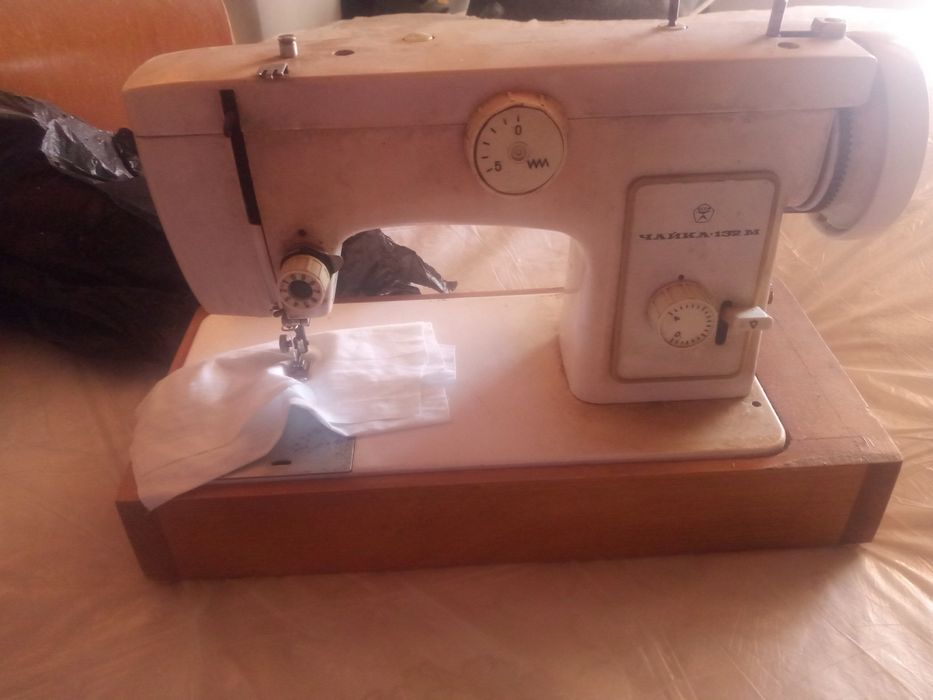 Продается швейная машинка «Чайка»
