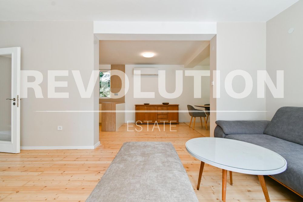 Дава се под наем Къща в София, Драгалевци - 350 кв.м за 2500 € - Снимка #3