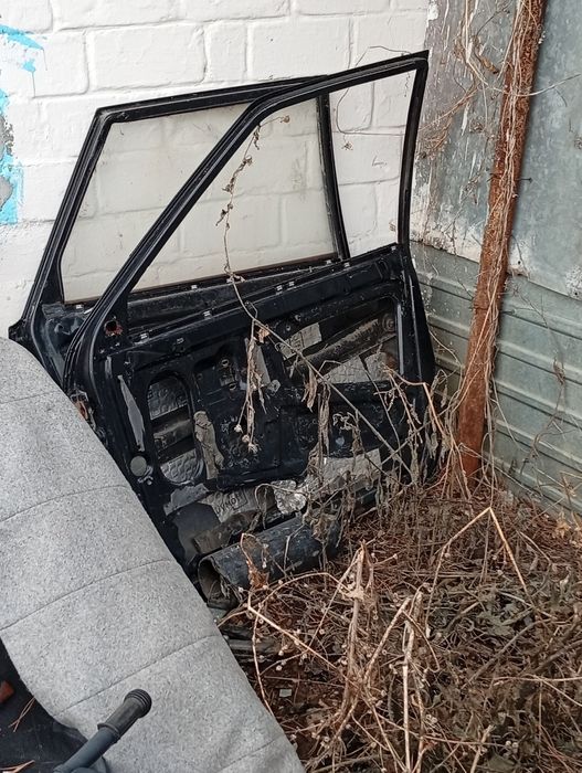 Продаю Двери от машины Ваз 2114